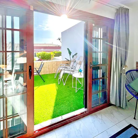 Апартаменти At The Beach, Sunny & 2 Heated Pools, Large Terrace, In Адехе