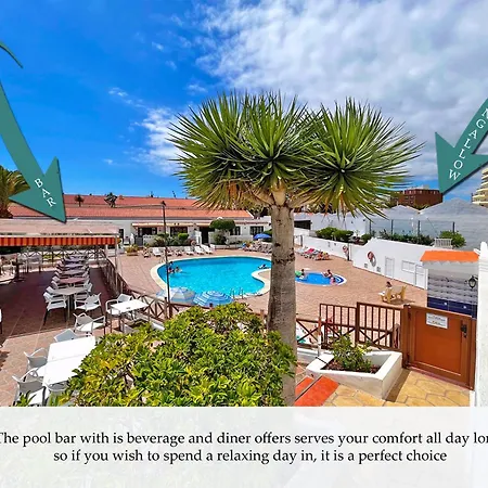 At The Beach, Sunny & 2 Heated Pools, Large Terrace, In Адехе