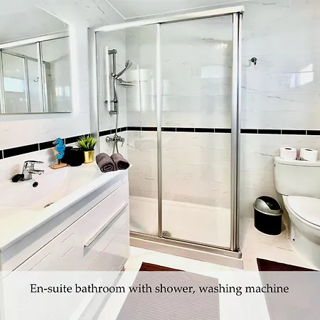 At The Beach, Sunny & 2 Heated Pools, Large Terrace, In *