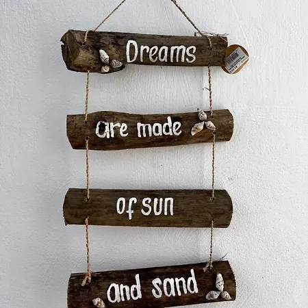 At The Beach, Sunny & 2 Heated Pools, Large Terrace, In Apartamento *