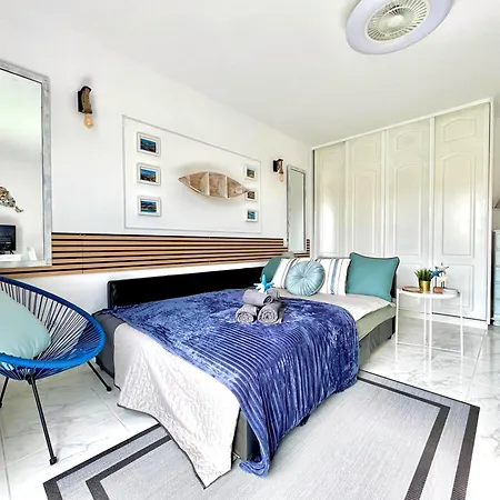 At The Beach, Sunny & 2 Heated Pools, Large Terrace, In Costa Adeje (Tenerife)