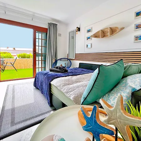 Lejlighed At The Beach, Sunny & 2 Heated Pools, Large Terrace, In *